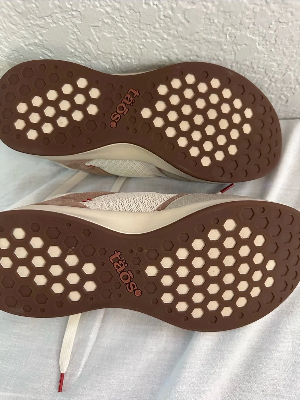 Taos Detour Sand Multi Sneakers Suede Mesh Comfort Walking Shoes  Size 7.5 - Picture 7 of 10